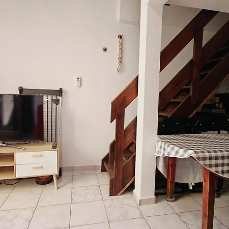 Pavillon 45m2, 2 Chambres, 1 Salon Cuisine, 1sdb לינה וארוחת בוקר *