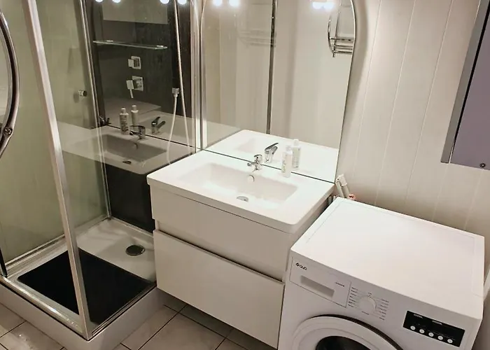 Bed and Breakfast Pavillon 45m2, 2 Chambres, 1 Salon Cuisine, 1sdb *